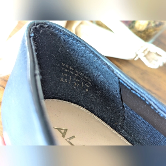 black leather loafers (with gold detail) | ALDO - Picture 5 of 6